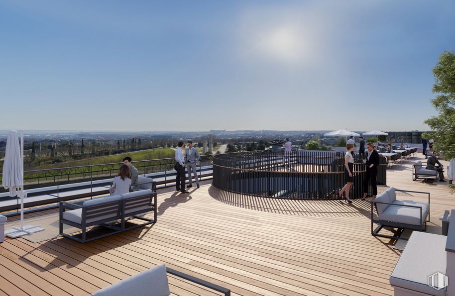 Oficina en alquiler en Edificio Dublín, Calle Vía Dublín, 7, Barajas, Madrid, 28042 con mesa de trabajo, persona, silla, cielo, nube, edificio, madera, árbol, muebles de exterior y sombra alrededor