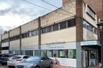 Retail for rent at Avenida Dos de Mayo, 36, Móstoles, Madrid, 28934 with car, window, building, automotive parking light, tire, wheel, sky, vehicle, cloud and automotive design around