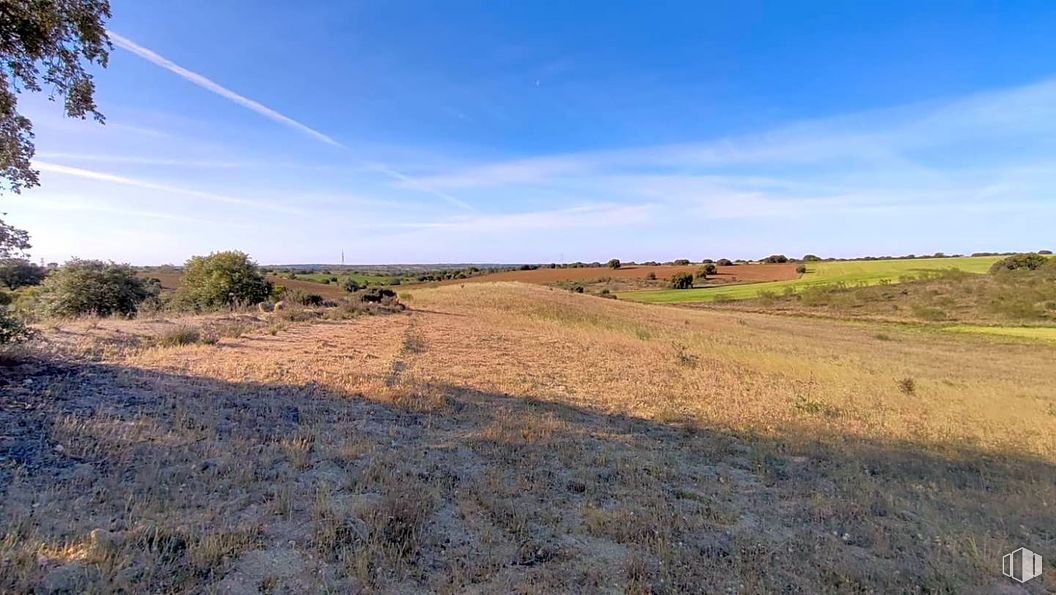 Suelo en venta en Zona La Cortanilla, Villamantilla, Madrid, 28610 con nube, cielo, planta, paisaje natural, árbol, hierba, carretera, prado, horizonte y pradera alrededor