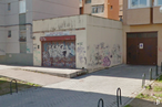 Land for sale at Calle de Nuestra Señora de la Antigua, 52, Carabanchel, Madrid, 28025 with window, door, building, plant, road surface, asphalt, art, neighbourhood, house and residential area around