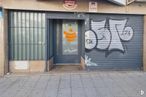 Local en venta en Calle Batalla de Bailén, Collado Villalba, Madrid, 28400 con edificio, accesorio, puerta, fuente, fachada, gas, arte, madera, material compuesto y casa alrededor