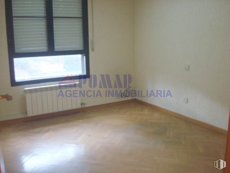 Oficina en alquiler en Calle Duque de Alba, 13, Ávila, 05001 con ventana, madera, accesorio, diseño de interiores, suelo, piso, rectángulo, sombra, pintura y edificio alrededor