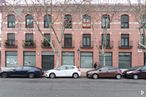 Retail for rent at Avenida Guadalajara, 2, Alcalá de Henares, Madrid, 28805 with car, building, window, tire, wheel, automotive parking light, land vehicle, vehicle, motor vehicle and automotive exterior around