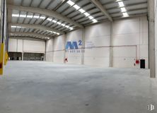 Industrial for rent at Polígono Puerta de Madrid, San Fernando de Henares, Madrid, 28830 with composite material, concrete, parking, ceiling, hall, flooring, sport venue, fixture, metal and daylighting around