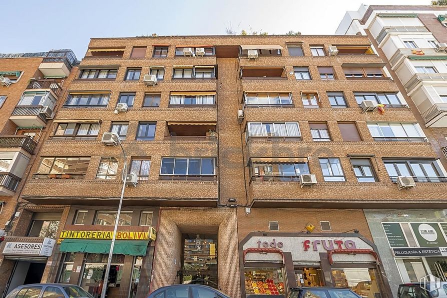 Oficina en venta en Calle Bolivia, Chamartín, Madrid, 28016 con edificio, ventana, propiedad, cielo, diseño urbano, bloque de pisos, condominio, edificio comercial, zona residencial y inmobiliario alrededor