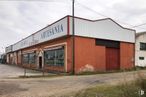 Industrial for sale at Carretera Calera y Chozas, Km 2.3, Talavera de la Reina, Toledo, 45600 with building, window, sky, cloud, plant, wood, door, gas, facade and landscape around