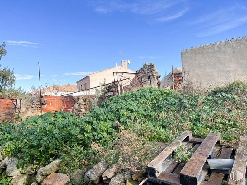 Land for sale at Camino Cobisa, Argés, Toledo, 45122 with building, sky, cloud, plant, residential area, landscape, rural area, roof, city and human settlement around