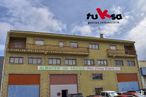 Industrial for rent at Calle Río Duero, Ávila, 05004 with building, cloud, sky, tire, property, wheel, window, car, vehicle and motor vehicle around