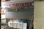 Retail for sale & for rent at Mercado Fuente de la Teja, Calle Melchor Cano, 1, Moncloa - Aravaca, Madrid, 28008 with packaged goods, shade, automotive design, gas, flooring, chair, table, event, machine and ceiling around