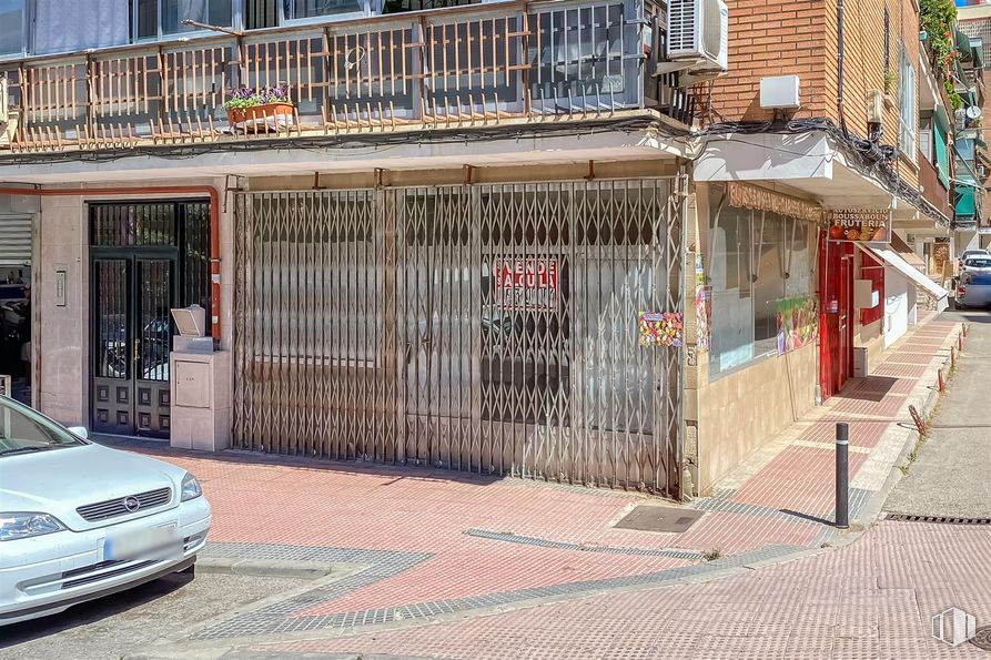 Local en alquiler y venta en Calle Palomares, Algete, Madrid, 28110 con coche, matrícula del vehículo, vehículo, infraestructura, edificio, capó, diseño automovilístico, iluminación del automóvil, exterior del automóvil y superficie de la carretera alrededor