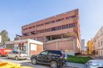 Office for rent at Calle Castrobarto, 10, Barajas, Madrid, 28042 with tire, car, building, wheel, automotive parking light, land vehicle, sky, vehicle, property and window around