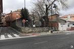 Land for sale at Calle Comercio, 15, Galapagar, Madrid, 28260 with building, window, sky, infrastructure, tree, cloud, road surface, asphalt, plant and house around