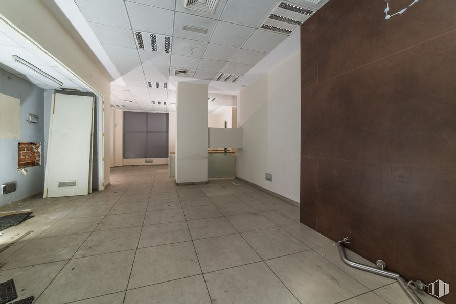 Local en venta en Paseo Santa María de la Cabeza, 85, Arganzuela, Madrid, 28019 con edificio, arquitectura, interiorismo, casa, suelo, suelos, hall, puerta, techo y arte alrededor