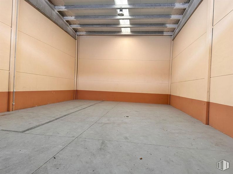 Nave en venta en Polígono Camporroso , Ciempozuelos, Madrid, 28350 con suelo, suelos, material compuesto, tinte para madera, material de construcción, diseño y contrachapado alrededor