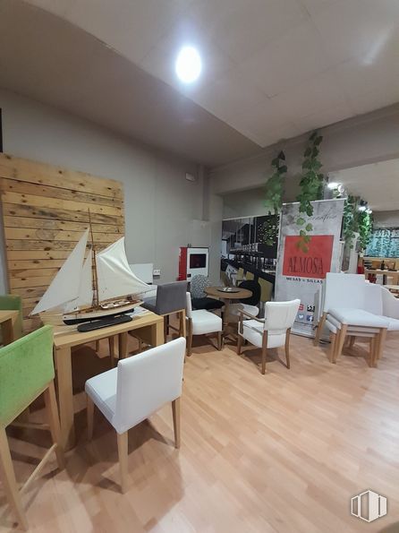 Industrial for sale & for rent at Avenida Madrid, Arganda del Rey, Madrid, 28500 with chair, table, furniture, wood, living room, flooring, plant, floor, couch and hardwood around