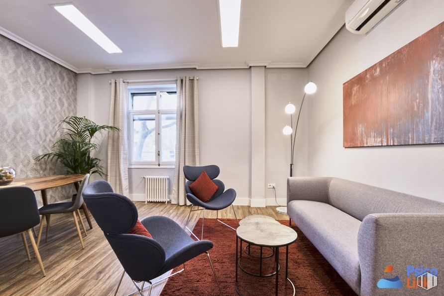 Oficina en alquiler en Paseo General Martínez Campos, 15, Chamberí, Madrid, 28010 con sofá, silla, mueble, edificio, propiedad, mesa, comodidad, planta, madera y maceta alrededor