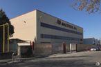 Industrial for sale at Calle Tajo, Mejorada del Campo, Madrid, 28840 with building, sky, architecture, tree, fixture, facade, composite material, automotive tire, commercial building and asphalt around