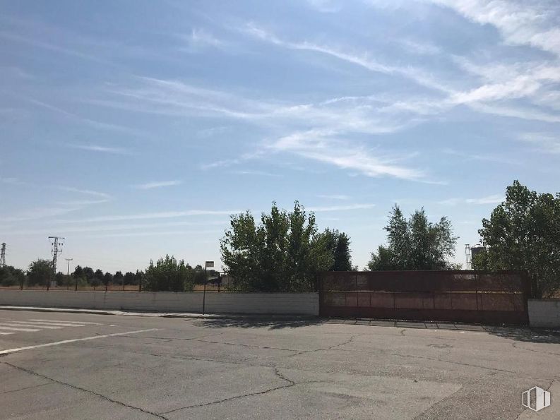 Land for sale at Calle Dubhe, s/n, Griñón, Madrid, 28971 with cloud, sky, road surface, land lot, asphalt, tree, horizon, landscape, road and cumulus around