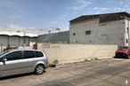 Land for sale at Calle Abril, 19, San Blas - Canillejas, Madrid, 28022 with wheel, car, land vehicle, cloud, sky, tire, vehicle, plant, window and automotive tire around