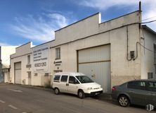 Nave en venta en Zona industrial Fuenlabrada, Fuenlabrada, Madrid, 28946 con coche, camioneta, rueda, edificio, luz de estacionamiento automotriz, neumático, nube, vehículo, cielo y placa de matrícula del vehículo alrededor