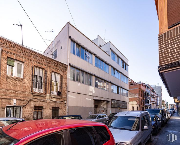 Nave en venta en Calle Sallabery, 73, Carabanchel, Madrid, 28019 con ventana, coche, edificio, vehículo terrestre, vehículo, cielo, propiedad, placa de matrícula del vehículo, infraestructura y neumático alrededor