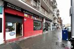 Retail for sale at Calle Parvillas Altas, 23, Villaverde, Madrid, 28021 with motorcycle, neighbourhood, town, street, door, sidewalk, advertising, mixed-use and concrete around