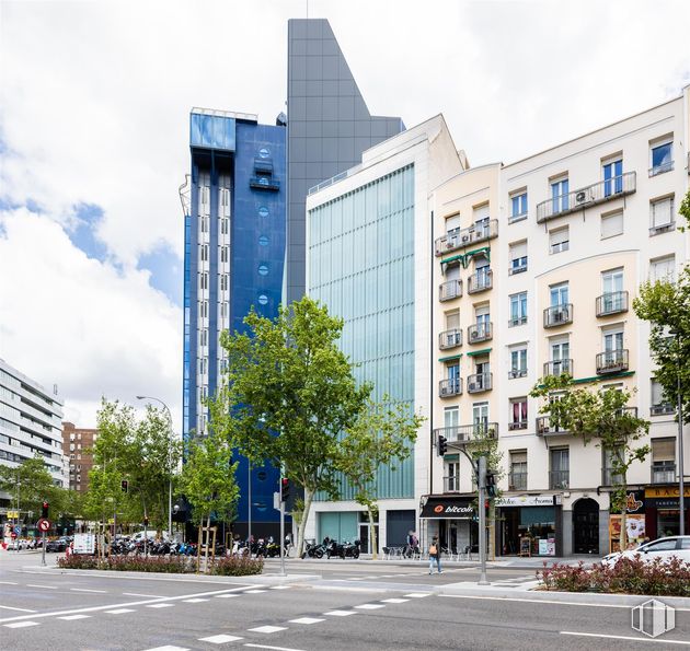 Suelo en venta en Calle General Mola, 23, Braojos, Madrid, 28737 con edificio, cielo, nube, ventana, diseño urbano, árbol, bloque de pisos, barrio, condominio y superficie de la carretera alrededor