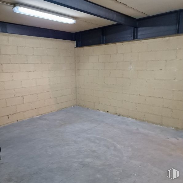 Industrial for sale & for rent at Avenida Naciones, Illescas, Toledo, 45200 with lighting, bed, wood, window, house, floor, hall, flooring, brickwork and shade around