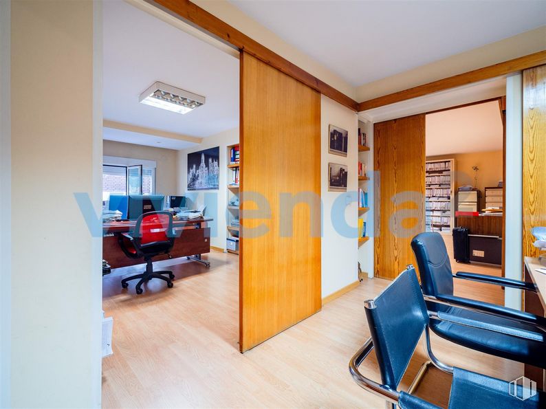 Oficina en venta en Calle Félix Boix, Chamartín, Madrid, 28036 con silla, mueble, propiedad, confort, edificio, naranja, madera, interiorismo, sala de estar y suelo alrededor