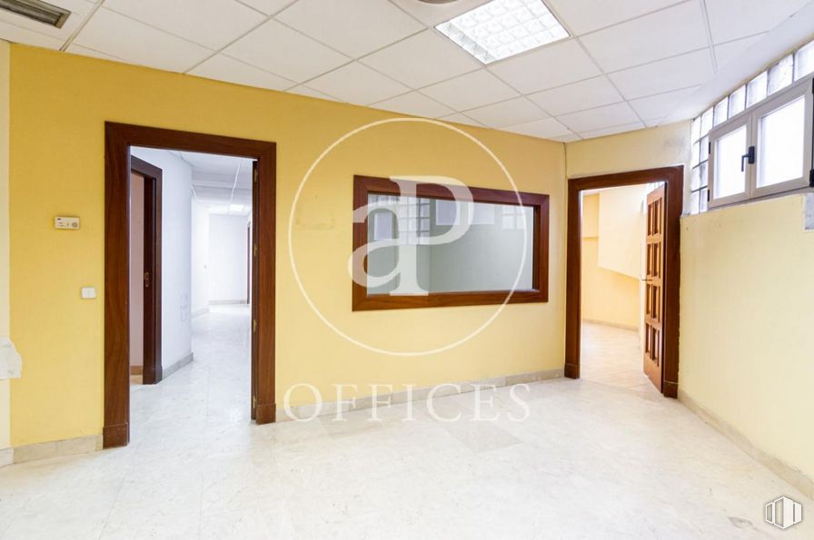 Oficina en venta en Calle Alonso Cano, Chamberí, Madrid, 28003 con alumbrado, ventana, edificio, espejo, madera, diseño de interiores, pasillo, suelo, piso y accesorio alrededor