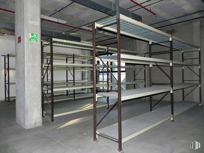 Oficina en venta en Edificio Auge III, Calle María Tubau, 4, Fuencarral - El Pardo, Madrid, 28050 con madera, sombra, accesorio, suelo, haz, piso, material compuesto, fachada, vidrio y techo alrededor