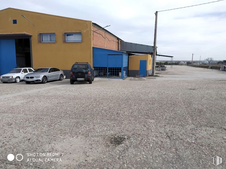 Industrial for rent at Calle Los Sauces, 1, Torrejón de Velasco, Madrid, 28990 with car, automotive parking light, sky, tire, wheel, vehicle, automotive tire, window, cloud and motor vehicle around