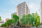 Office for rent at Calle Agustín de Foxá, 25, Chamartín, Madrid, 28036 with building, sky, cloud, wheel, infrastructure, vehicle, tree, tower block, car and condominium around