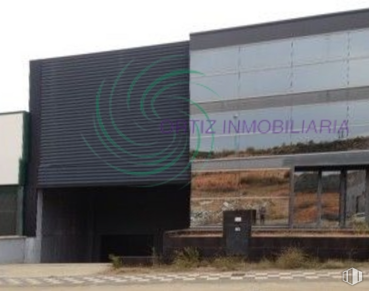 Industrial for rent at Polígono Sepes, Cuenca, 16004 with building, plant, facade, tints and shades, commercial building, art, city, composite material, magenta and sky around