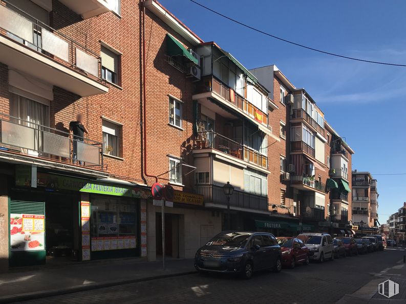 Local en venta en Calle San Cipriano, 14, Vicálvaro, Madrid, 28032 con coche, edificio, cielo, propiedad, ventana, rueda, vehículo, neumático, diseño urbano y condominio alrededor