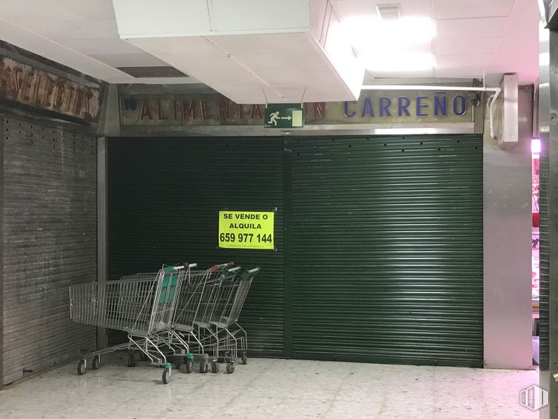 Local en alquiler y venta en Calle Holanda, 2, Fuenlabrada, Madrid, 28943 con carro, neumático, rueda, edificio, carrito de compras, pared, piso, suelo, tintes y matices y techo alrededor