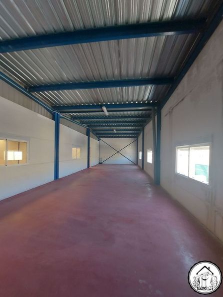 Industrial for sale at Camino Ciempozuelos, Seseña, Toledo, 45224 with window, clock, fixture, hall, shade, flooring, floor, line, building and wood around