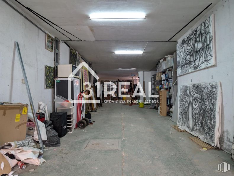 Local en venta en Calle Ballesta, Centro, Madrid, 28004 con caja de envío, lámpara, propiedad, accesorio, interiorismo, suelos, suelo, edificio, arte y techo alrededor