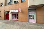 Retail for rent at Calle Puerto de Alicante, 8, Coslada, Madrid, 28820 with door, window, building, fixture, road surface, brickwork, brick, facade, city and tints and shades around