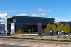 Office for rent at Edificio 1 Tribeca, Avenida Fuencarral, 44, Alcobendas, Madrid, 28108 with building, car, cloud, sky, plant, architecture, urban design, residential area, city, real estate and tree around