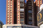 Office for rent at Avenida Toledo, Talavera de la Reina, Toledo, 45600 with building, sky, daytime, window, lighting, tower block, urban design, neighbourhood, condominium and cityscape around