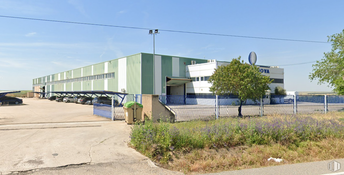 Industrial for sale at Carretera Toledo-Ávila, Km.21.200, Rielves, Toledo, 45524 with building, sky, plant, land lot, urban design, facade, city, landscape, asphalt and tree around