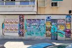 Retail for sale at Avenida Nuestra Señora de Valvanera, Carabanchel, Madrid, 28025 with daytime, window, building, blue, hood, azure, infrastructure, art paint, graffiti and architecture around