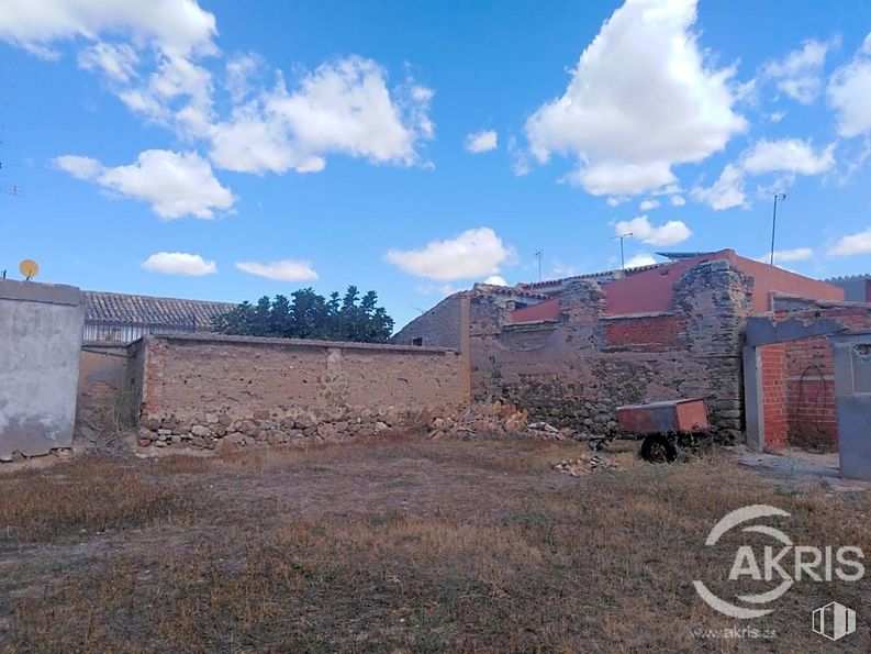 Suelo en venta en Zona centro, Nambroca, Toledo, 45190 con edificio, nube, cielo, lote de terreno, cúmulo, paisaje, planta, fachada, árbol y ladrillo alrededor