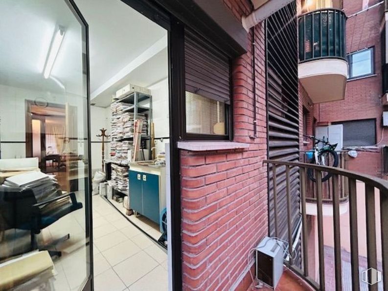 Oficina en alquiler en Calle Marqués Valdavia, Alcobendas, Madrid, 28100 con ventana, mueble, propiedad, alumbrado, marco, madera, edificio, interiorismo, suelos y suelo alrededor