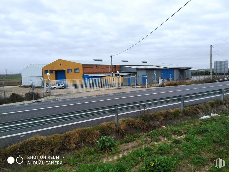 Industrial for rent at Calle Los Sauces, 1, Torrejón de Velasco, Madrid, 28990 with building, cloud, sky, plant, asphalt, road surface, land lot, track, street light and thoroughfare around