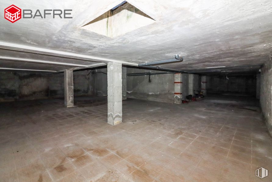 Nave en venta en Casco urbano, Leganés, Madrid, 28914 con edificio, suelos, suelo, material compuesto, madera, hormigón, techo, material de construcción, habitación y casa alrededor