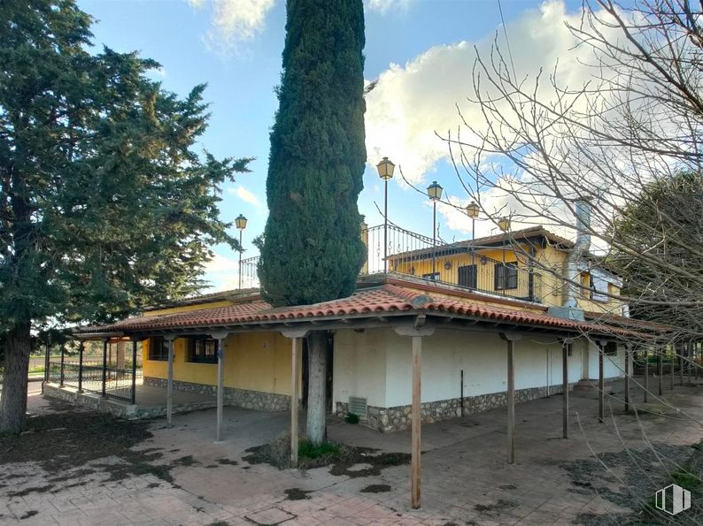 Local en venta en Carretera M-311, Chinchón, Madrid, 28370 con nube, cielo, planta, propiedad, edificio, árbol, inmobiliario, paisaje, tintes y matices y sombra alrededor