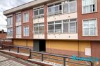 Retail for sale at Calle Rejero Lorenzo de Ávila, Ávila, 05004 with window, daytime, wall, facade, architecture, apartment, urban design, composite material, mixed-use and condominium around