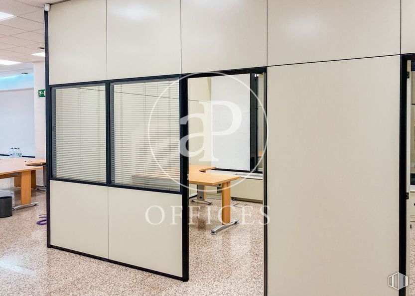 Office for rent at Zona nudo Norte Madrid, Fuencarral - El Pardo, Madrid, 28034 with cabinetry, furniture, building, fixture, chair, rectangle, automotive design, flooring, office chair and table around